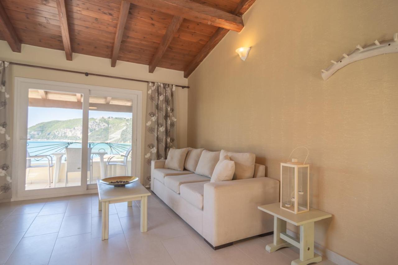 Villa Theodora View Apartments Afroditi Ájosz Jeórjosz Págon Kültér fotó